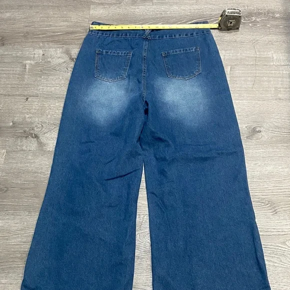 Stylish Blue Denim Jeans - Picture 4 of 4